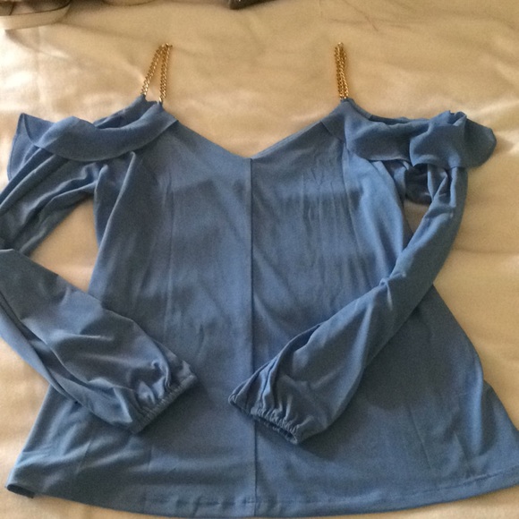 !!SOLD!!Michael Kors cold shoulder chain top - Picture 4 of 8